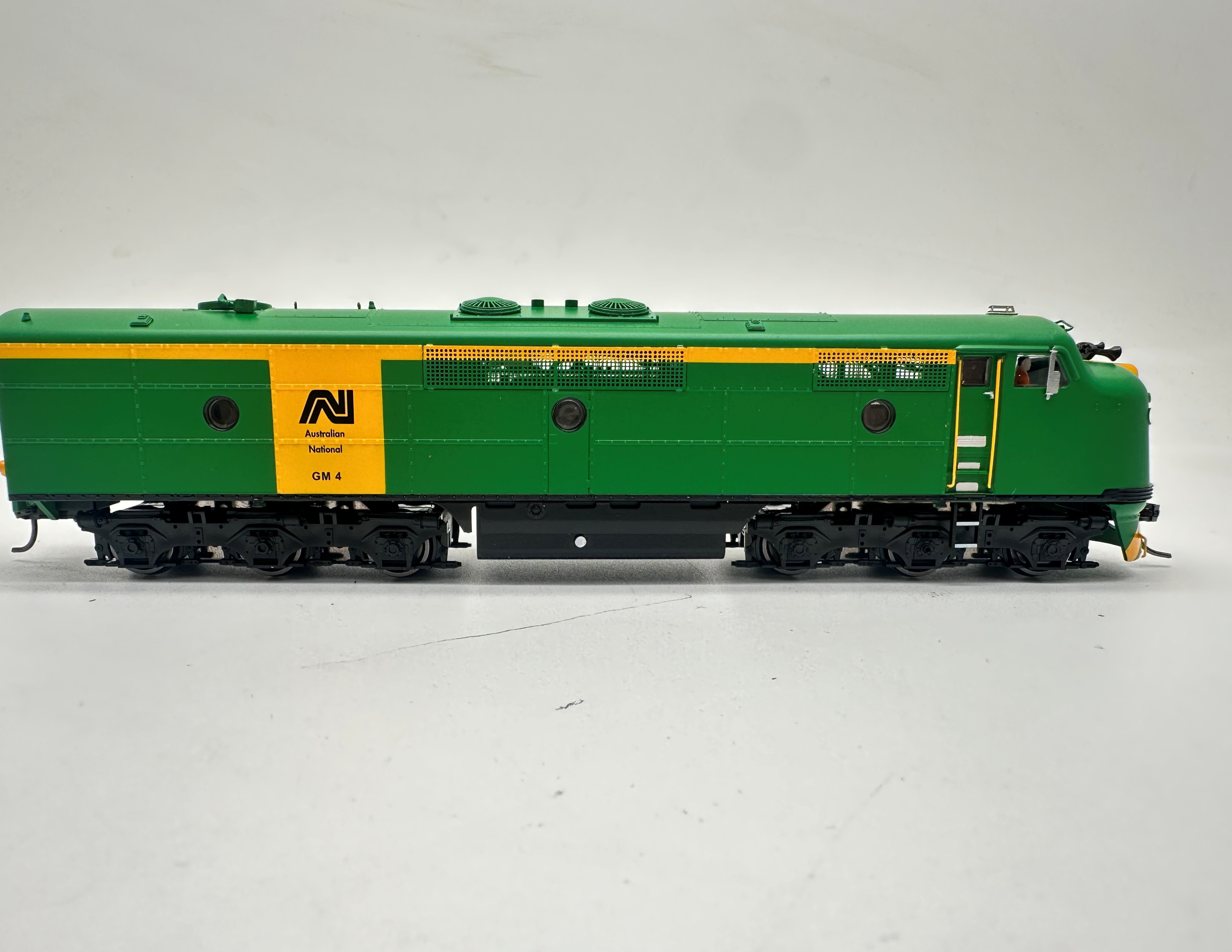 GM4 - Green / Gold- Arriving Soon